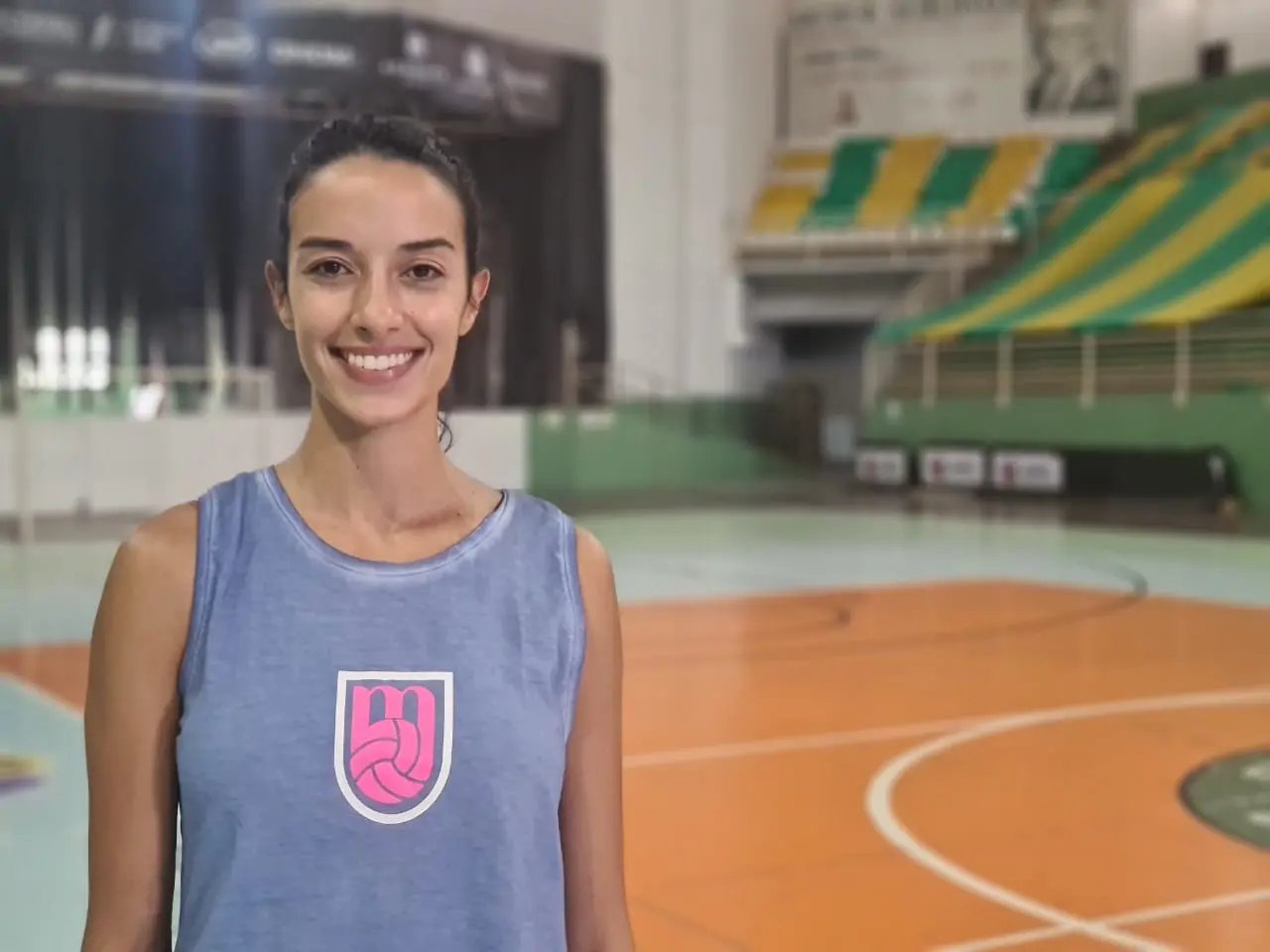Abel Moda Brusque apresenta ponteira Gabriela como novo refor&ccedil;o