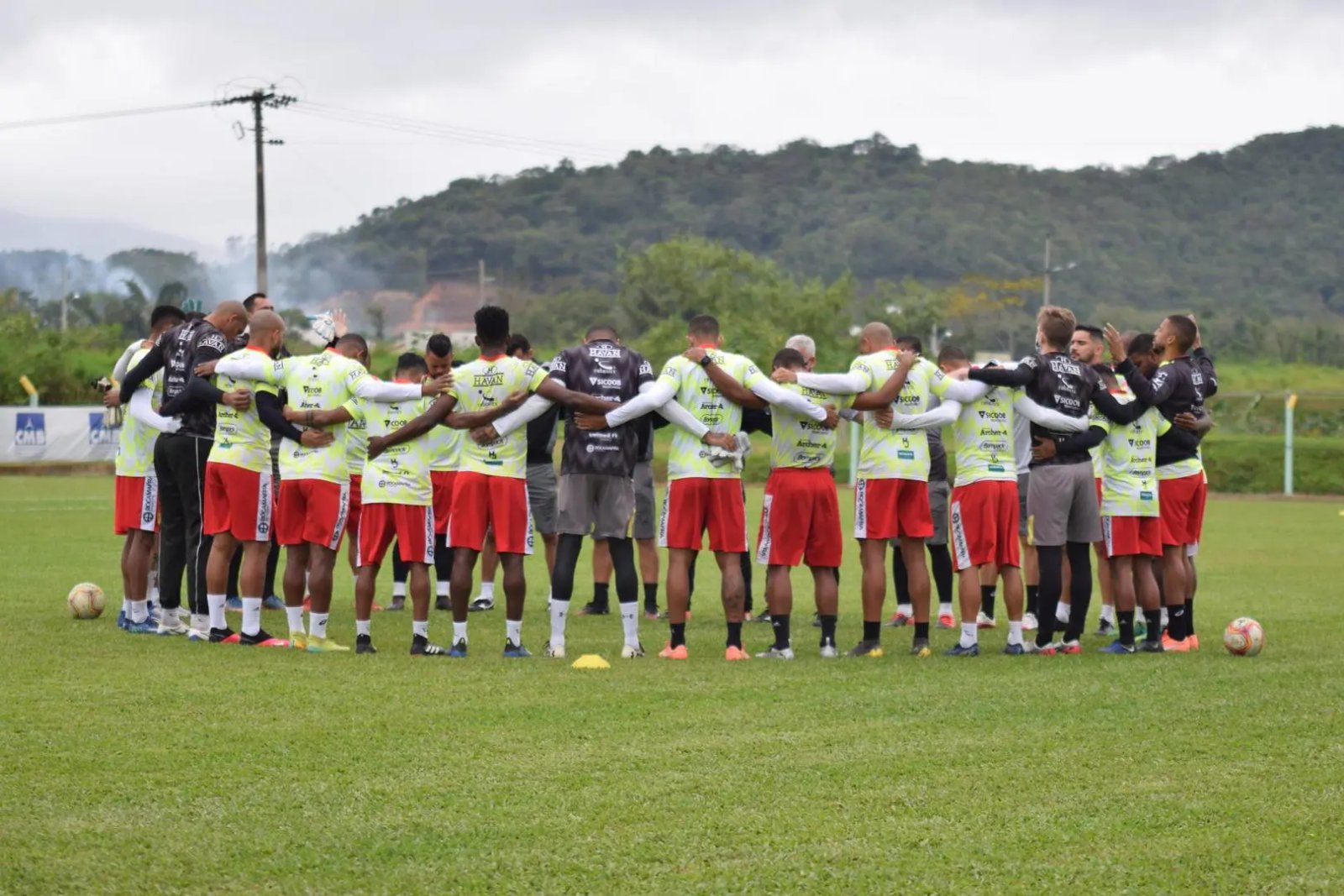Visando o Crici&uacute;ma, quadricolor realiza treino no CT