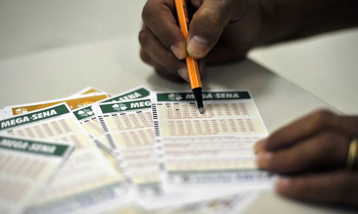 Mega-Sena sorteia neste s&aacute;bado pr&ecirc;mio estimado em R$ 90 milh&otilde;es