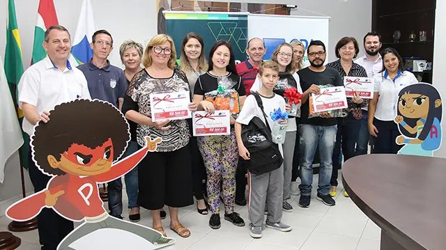 CDL Brusque entrega prêmios do Recicla CDL na Escola 
