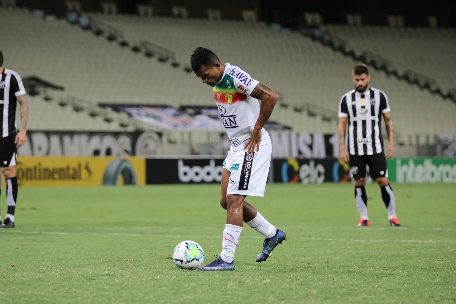 Entre erros e contus&otilde;es, Brusque &eacute; eliminado da Copa do Brasil