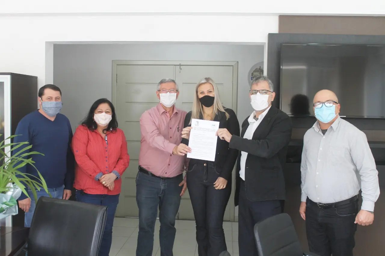 Sinseb e Prefeitura de Guabiruba discutem negocia&ccedil;&atilde;o salarial