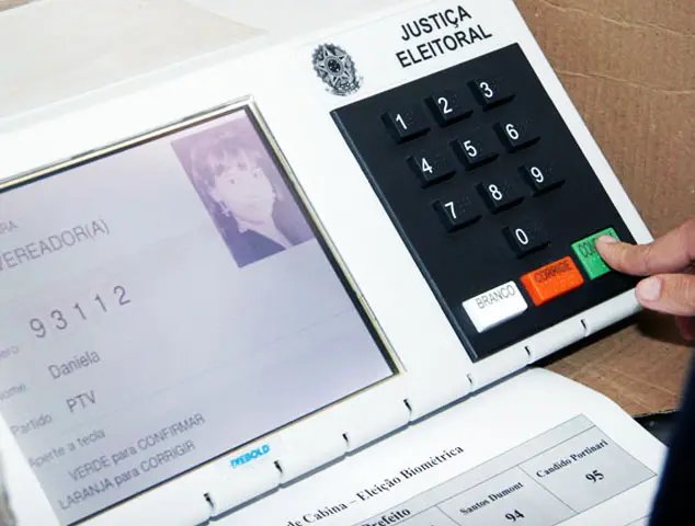 Candidatos podem conferir dados usados nas urnas