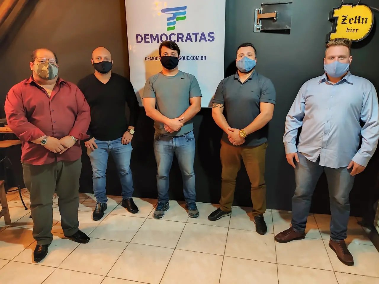 Democratas sela apoio a Ari e Gilmar para disputa