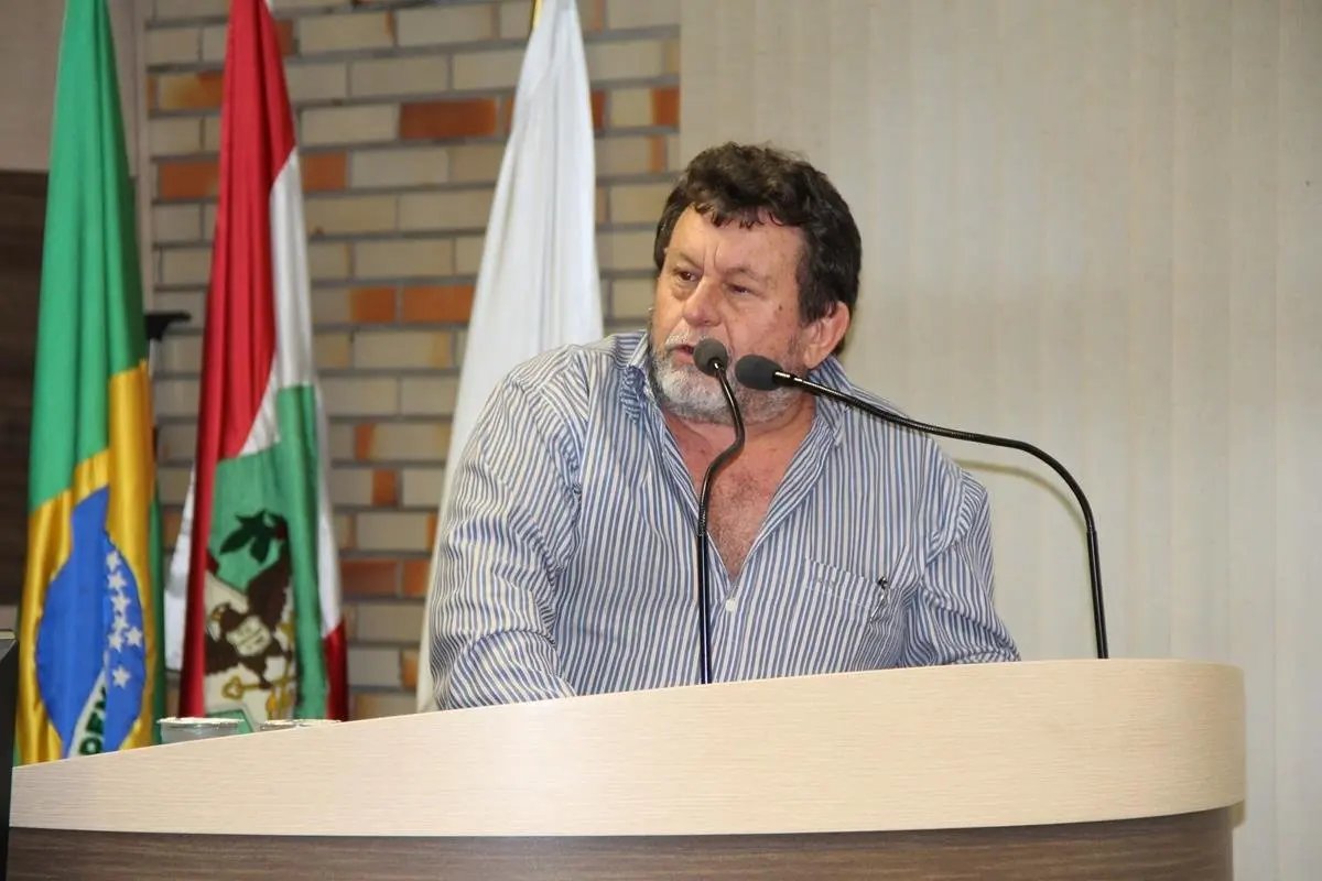 ′40% das pessoas deixavam de se consultar via SUS′