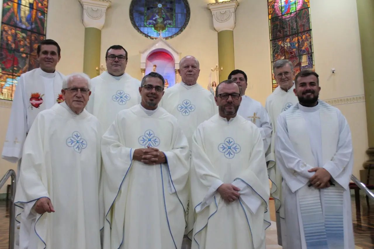 Padre Eduardo Senna &eacute; acolhido como novo reitor do Semin&aacute;rio de Azambuja