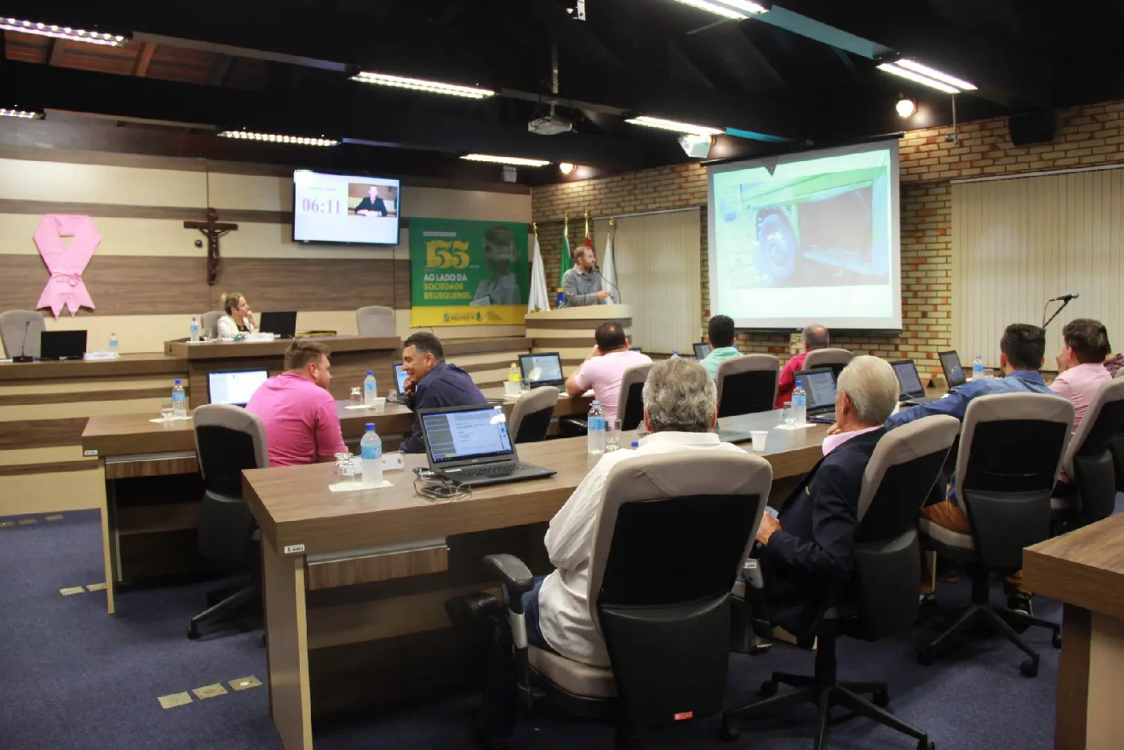 Vereadores discutem problemas no transporte escolar