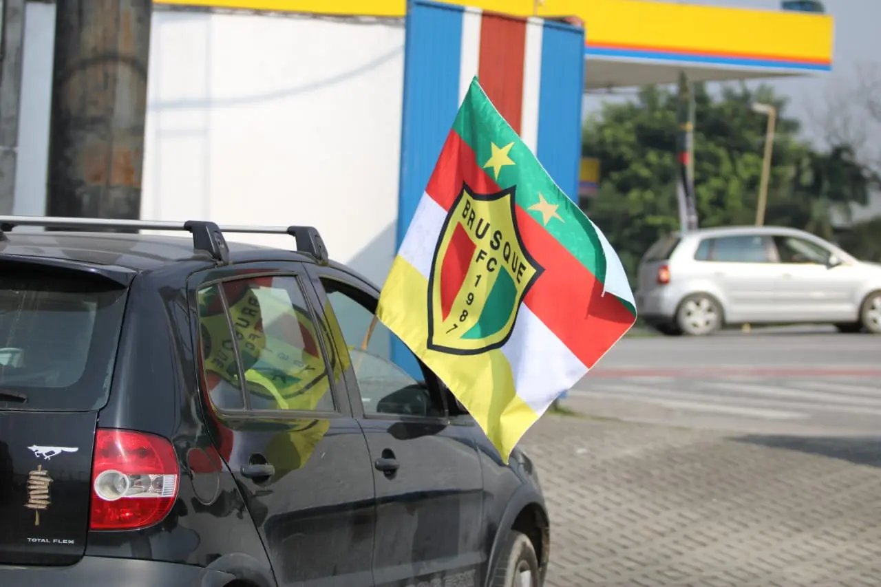 Pol&iacute;cia Militar alerta sobre trechos fechados durante o jogo