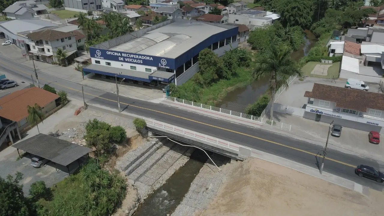 Obras na ponte Prefeito Ant&ocirc;nio Heil, a ponte do Guarani, foram finalizadas