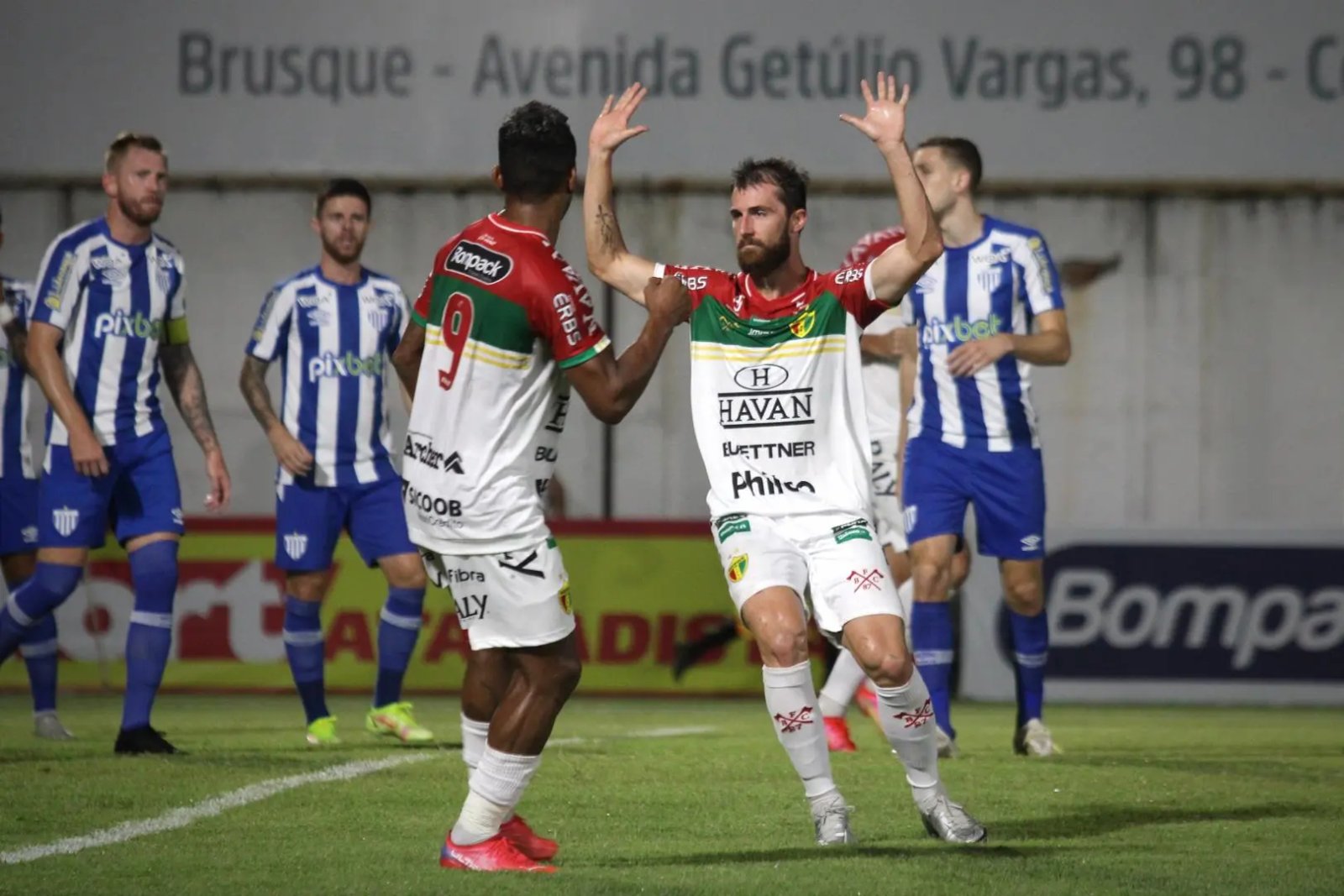 Brusque bate o Ava&iacute;, no Augusto Bauer, e assume a 3&ordf; coloca&ccedil;&atilde;o