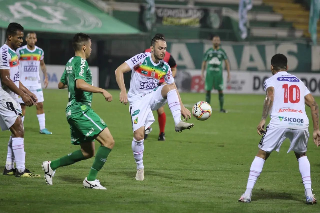 Brusc&atilde;o perde para a Chapecoense na primeira da decis&atilde;o