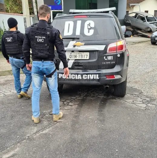 Preso mandante de extors&atilde;o e furto em uma loja de ve&iacute;culos
