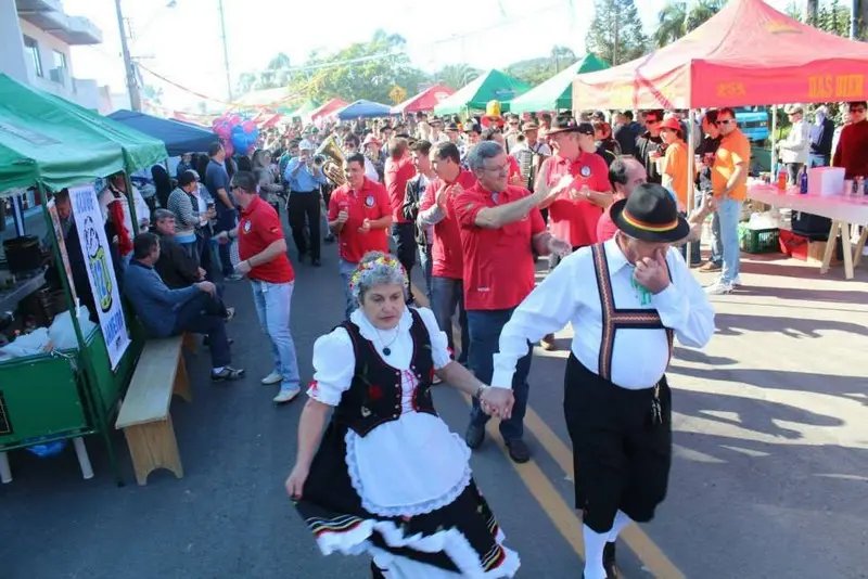  Vereadores querem mudança no local da festa