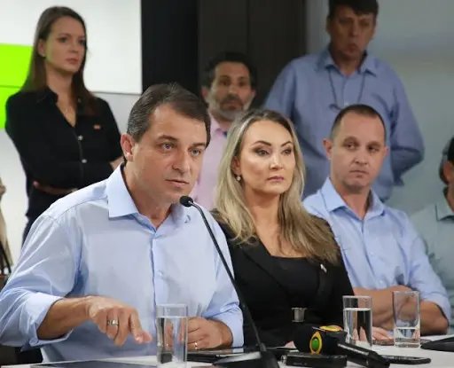 Novo pedido de impeachment do governador e da vice &eacute; aceito na Alesc