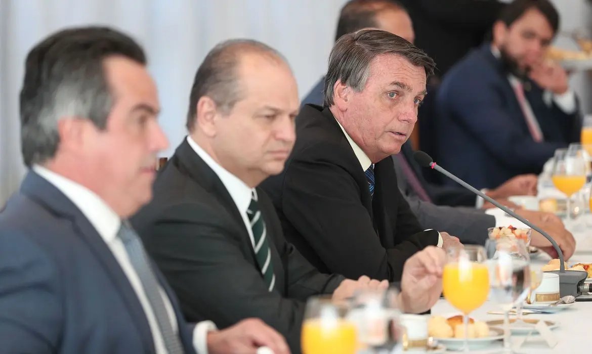 Governo prorroga pagamento do Aux&iacute;lio Emergencial com valor menor
