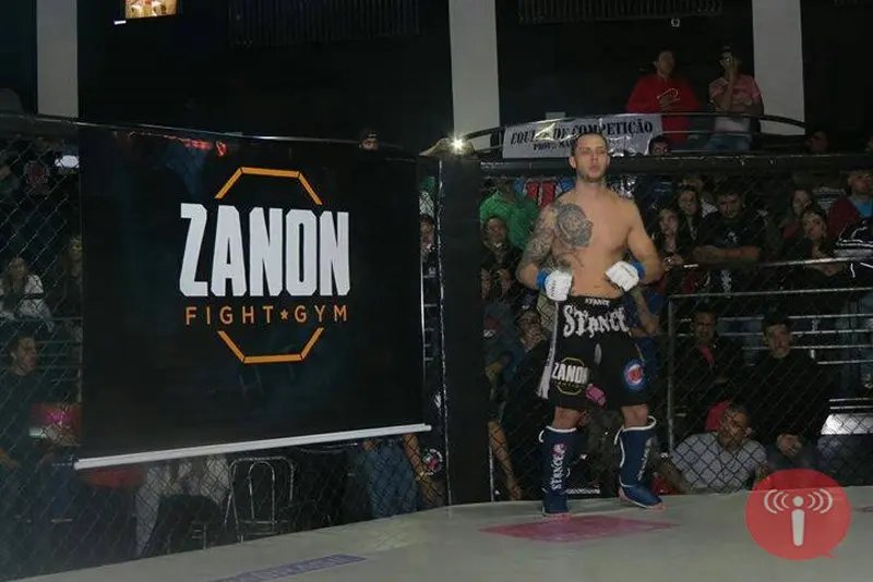Brusquense inicia carreira no MMA em Blumenau