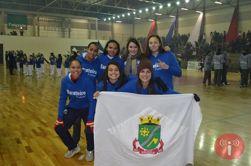 Brusque na briga por dois troféus