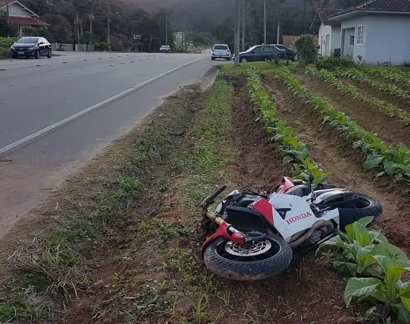 Idosa morre atropelada por moto entre S&atilde;o Jo&atilde;o e Major Gercino