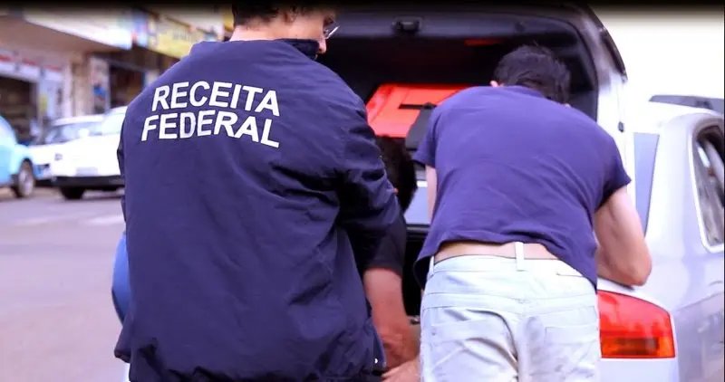 Governo recua e suspende redução de cota 
