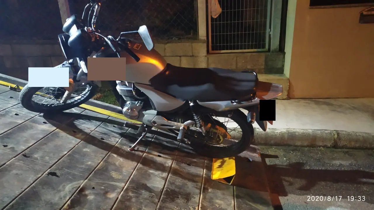 Seis motocicletas s&atilde;o flagradas quando faziam racha
