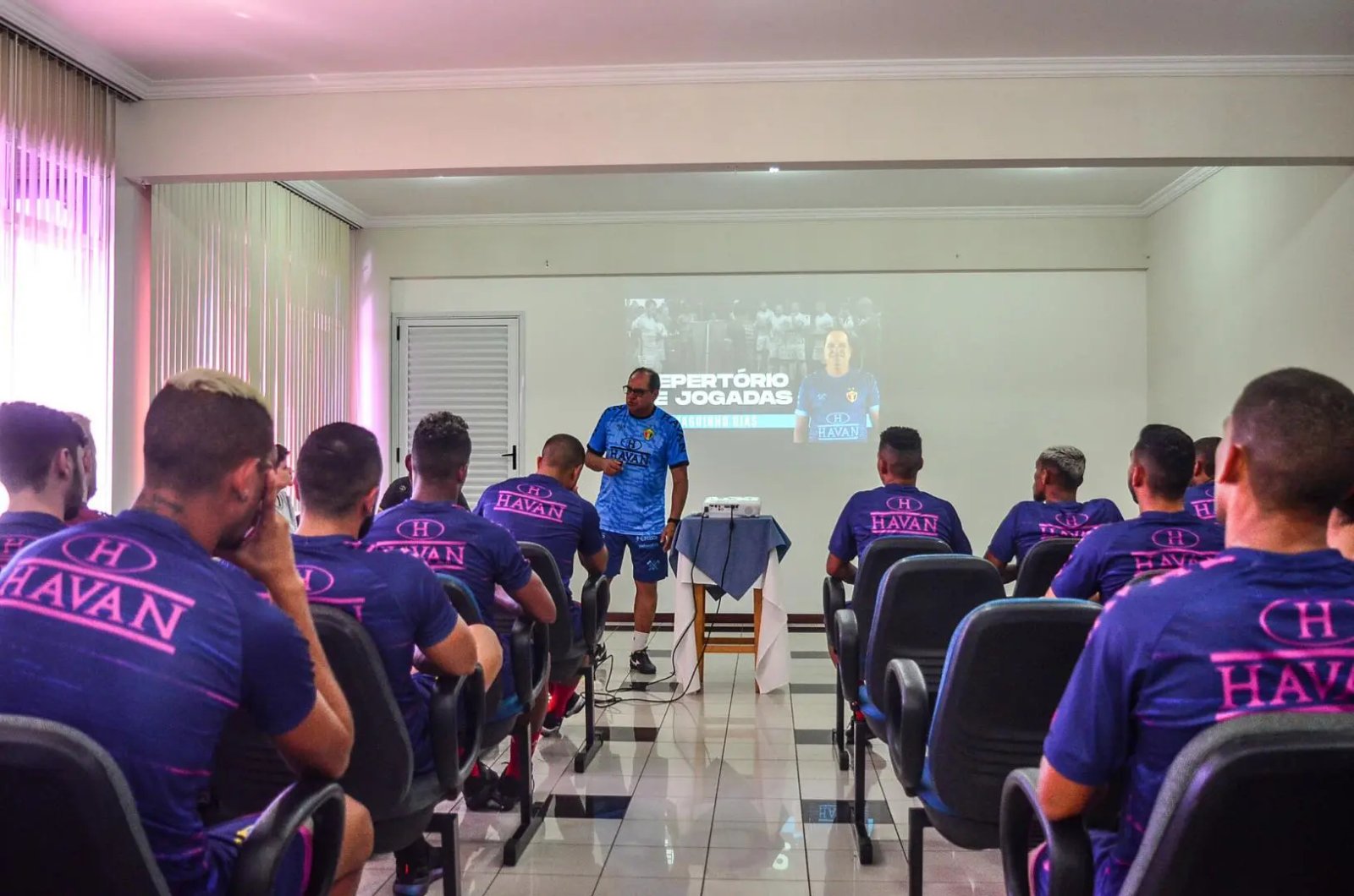 Brusque intensifica preparo para estreia no Catarinense