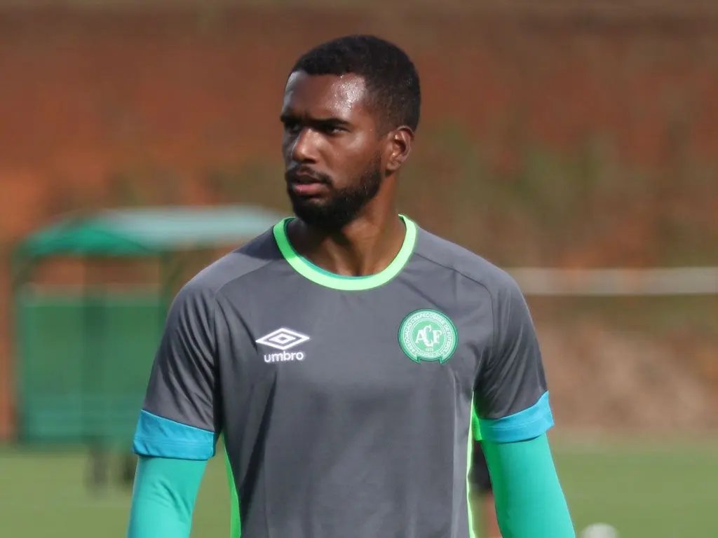 Brusque contrata volante Luiz Ant&ocirc;nio, ex-Flamengo e Chapecoense 
