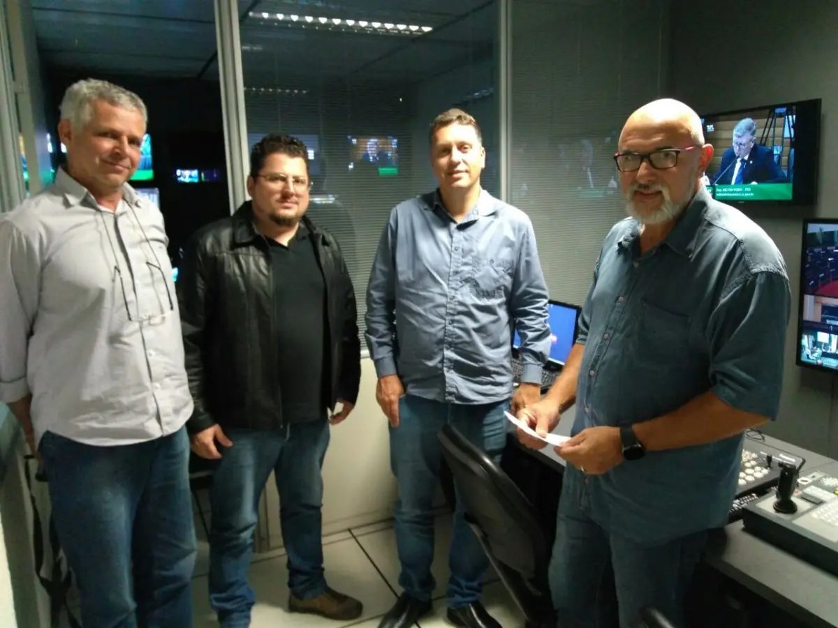 C&acirc;mara homenageia ex-servidor com nome de espa&ccedil;o na casa