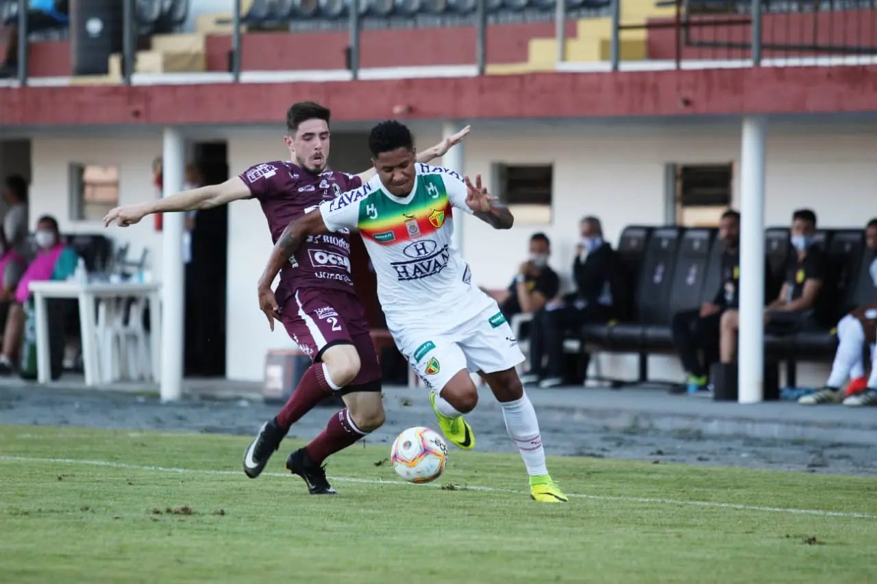 Hoje tem jogo decisivo no Est&aacute;dio Augusto Bauer