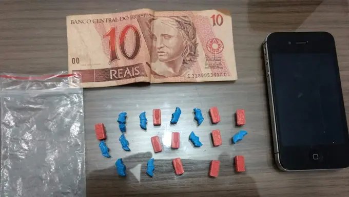 PM prende jovem que venderia ecstasy em festa