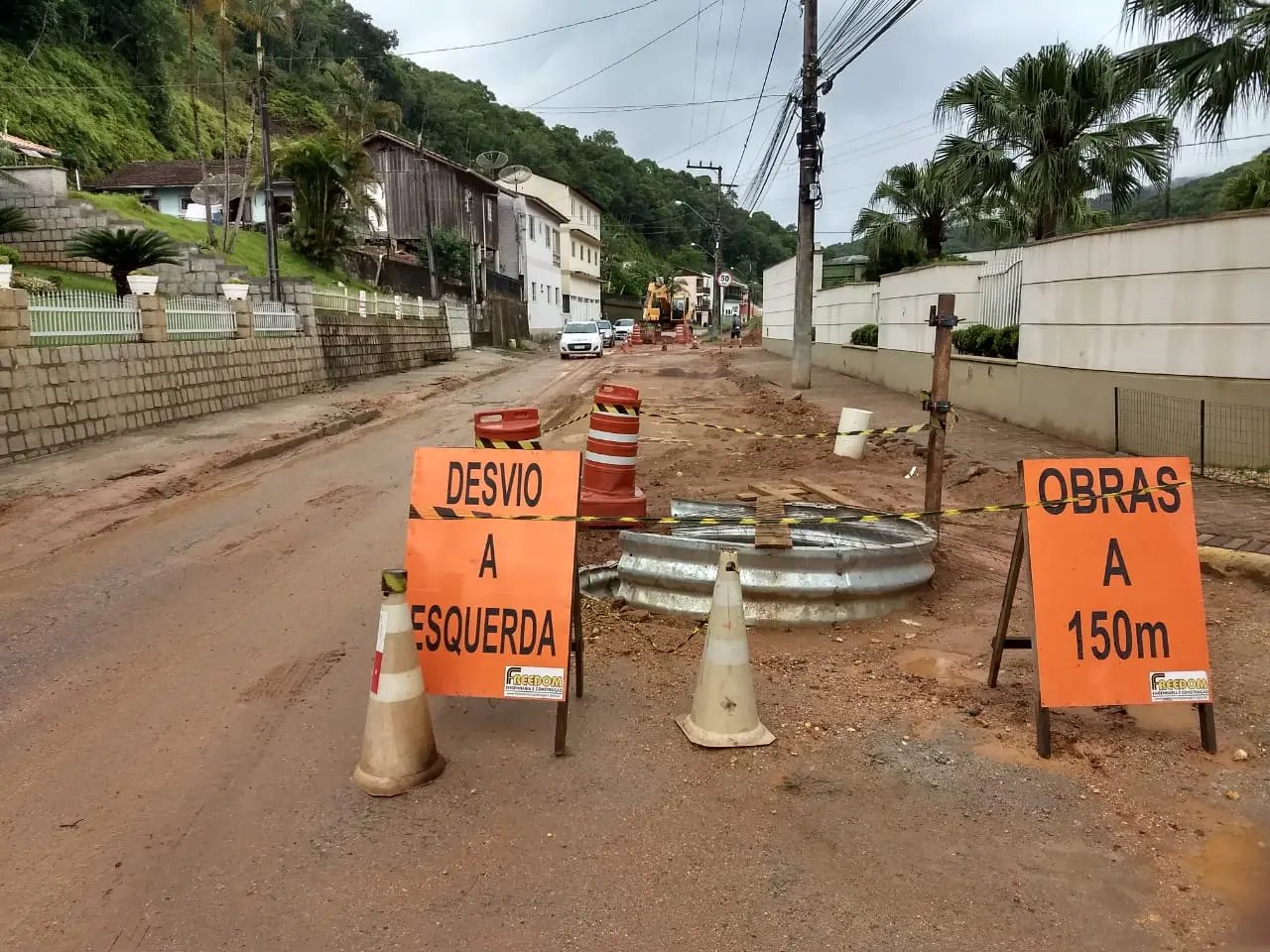 Obra de macrodrenagem na Osvaldo Niebuhr ser&aacute; realizada no per&iacute;odo da noite