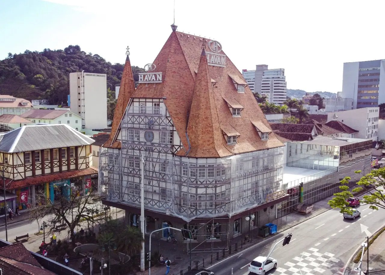 Castelo Havan passa por revitaliza&ccedil;&atilde;o em Santa Catarina 