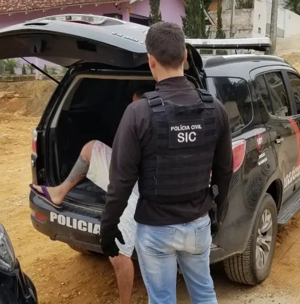 Polícia Civil cumpre mandados no bairro Águas Claras