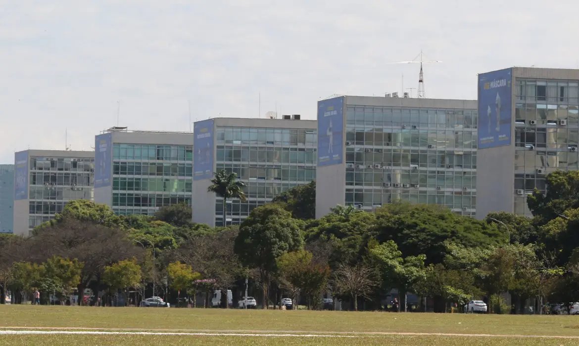 Ano de 2022 ter&aacute; apenas um feriado nacional prolongado
