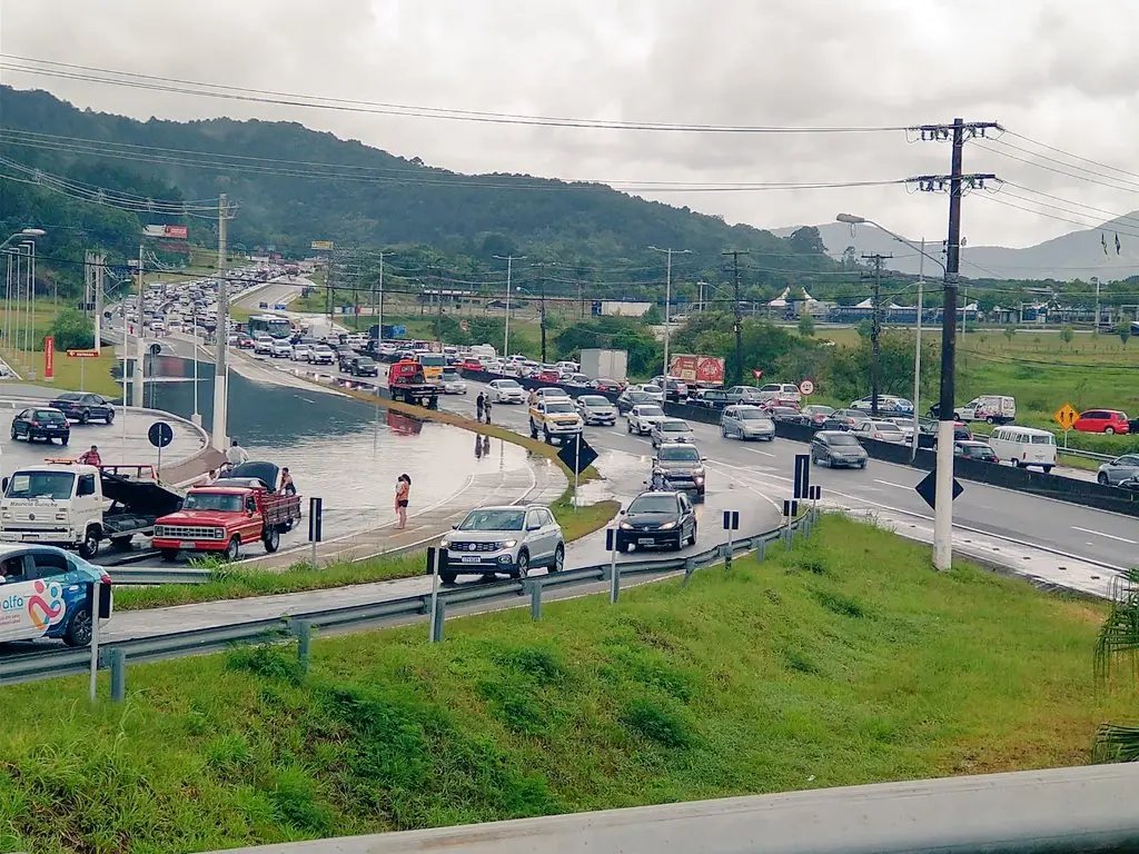 Ano de 2021  teve o registro de 205 &oacute;bitos em rodovias estaduais, segundo dados da PMRv