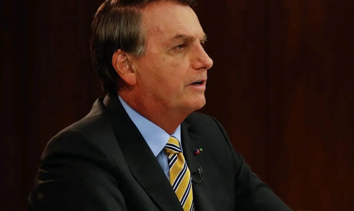 Bolsonaro faz pronunciamento com balan&ccedil;o de a&ccedil;&otilde;es do governo 