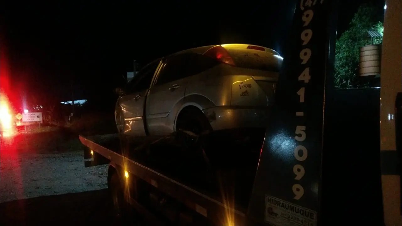Brusquense fica ferido em colis&atilde;o em rodovia de Nova Trento