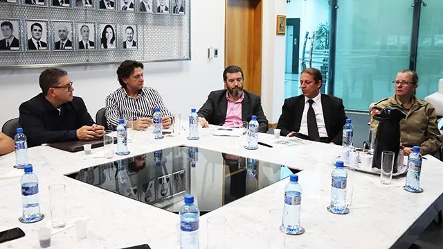 ACIBr e PM participam de reunião em Jaraguá do Sul