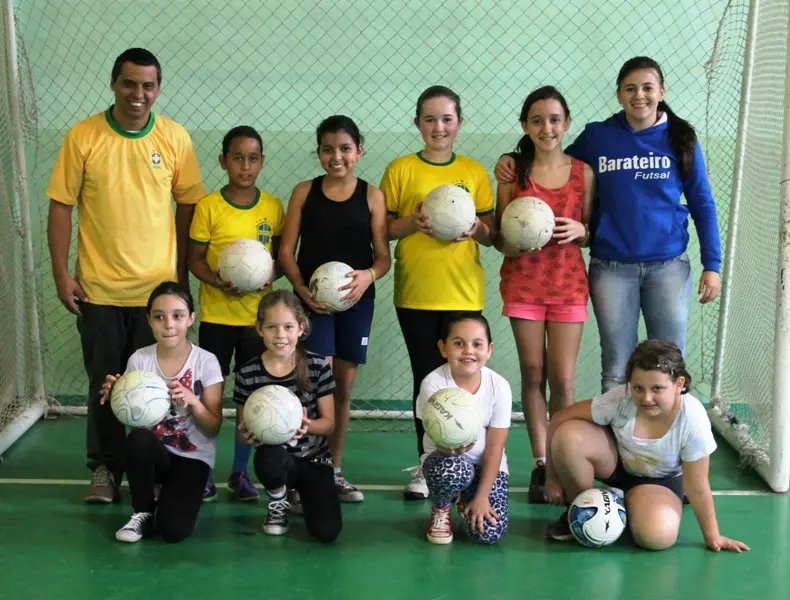 Alunas iniciam trabalhos