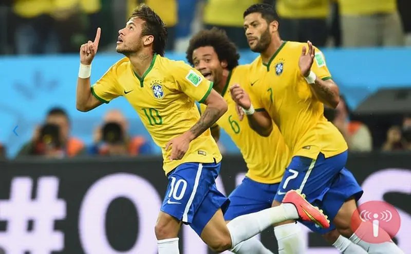 Brasil derrota Croácia na abertura