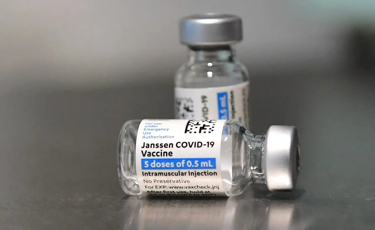 Brusque aplica todas doses da vacina Jassen recebidas 