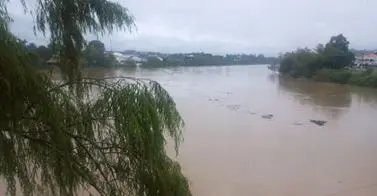Nível do rio começa a baixar em Gaspar