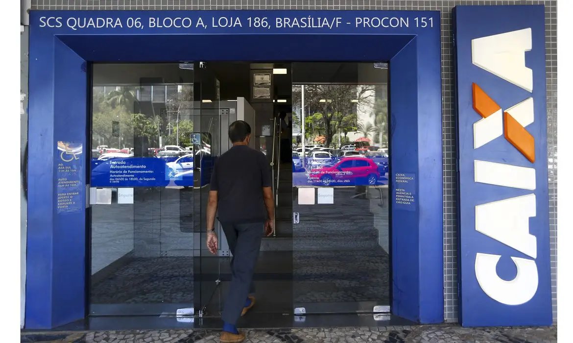 Nascidos em fevereiro podem sacar aux&iacute;lio emergencial do 3&ordm; lote