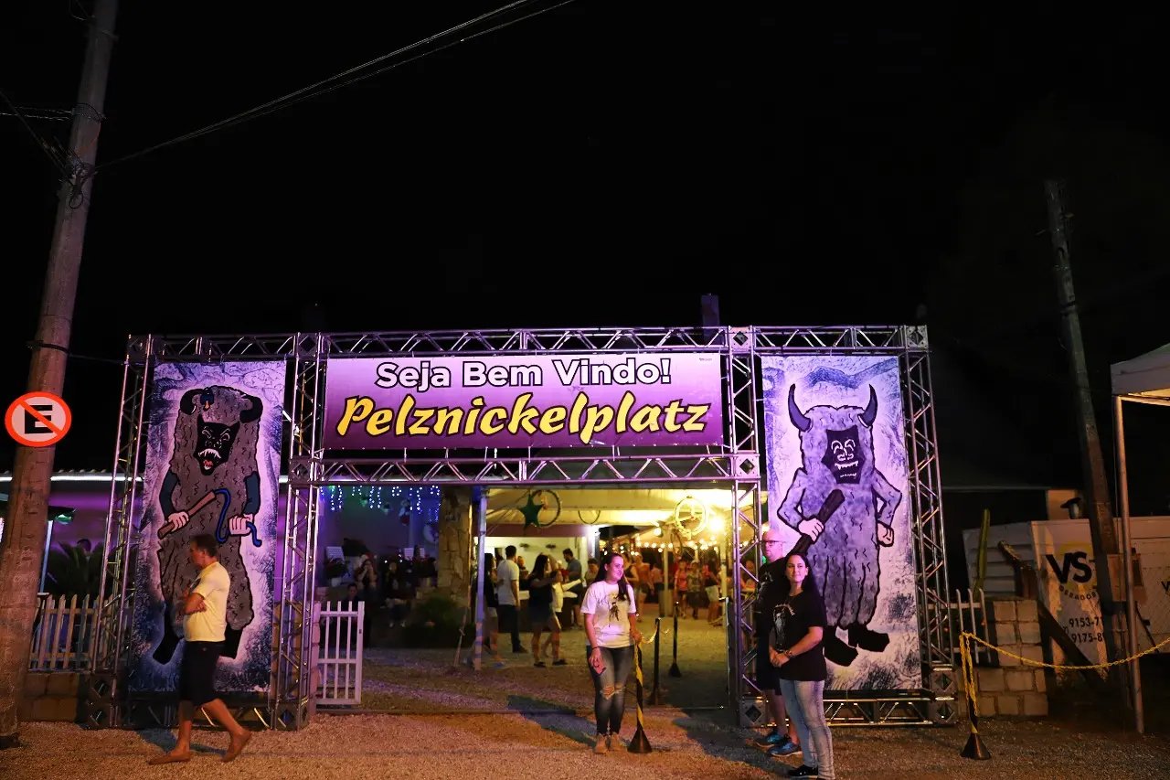 Rua em Guabiruba passa a ter sentido &uacute;nico por conta da Pelznickelplatz