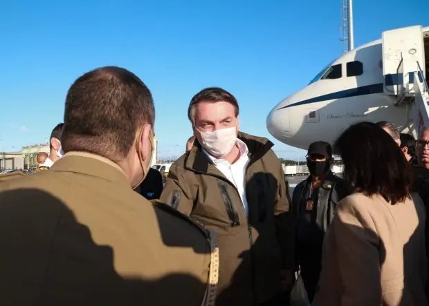 Presidente Bolsonaro chega a Santa Catarina para sobrevoar &aacute;reas atingidas