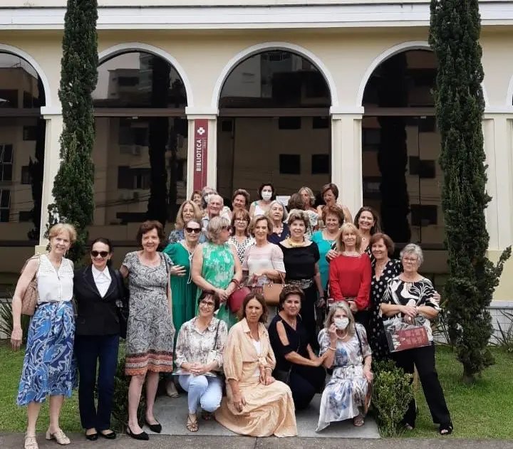 Missa celebra 50 anos de formatura