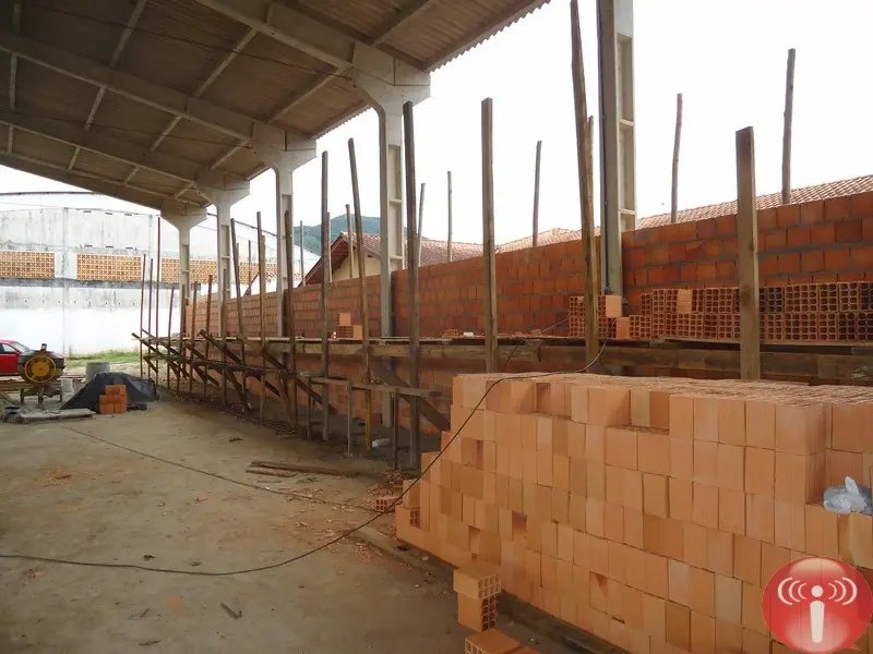 Começa construção da Cancha Municipal