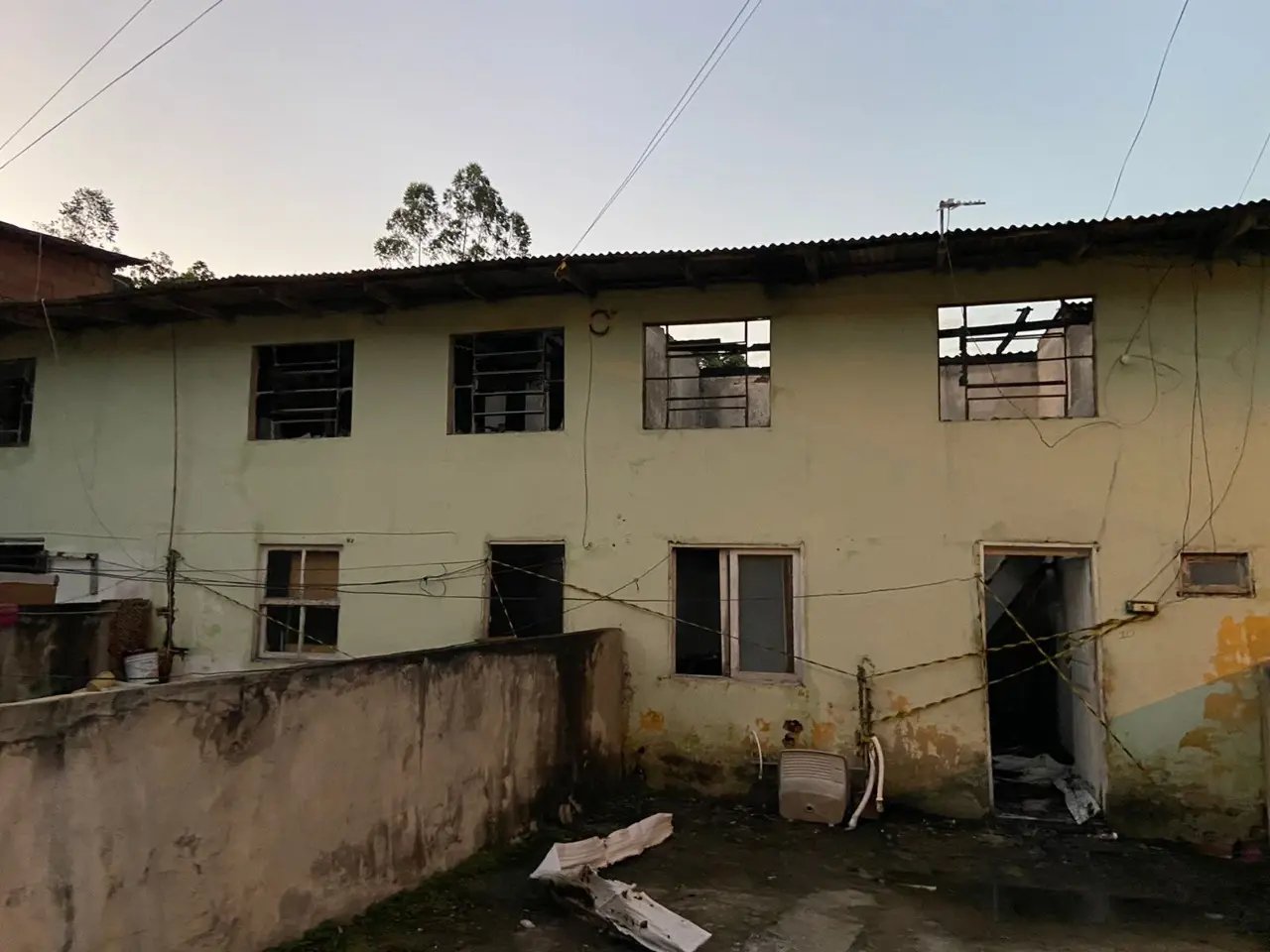 Prefeitura lan&ccedil;a campanha de doa&ccedil;&atilde;o de m&oacute;veis para fam&iacute;lias atingidas pelo inc&ecirc;ndio 