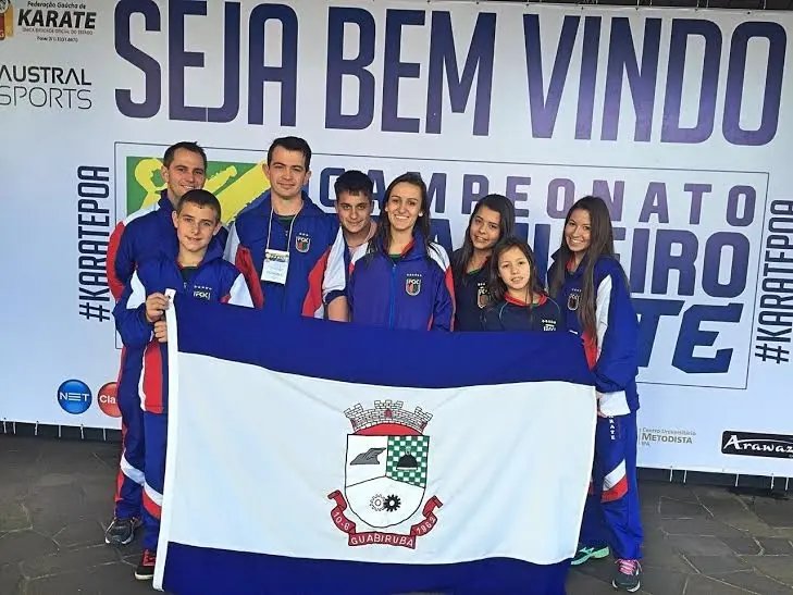 Guabiruba classifica três para fase final do Brasileiro de Karatê