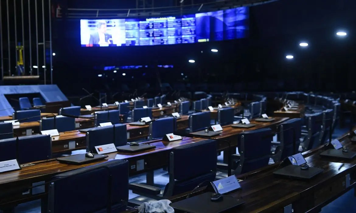 Aprovado texto base que adia elei&ccedil;&otilde;es municipais deste ano