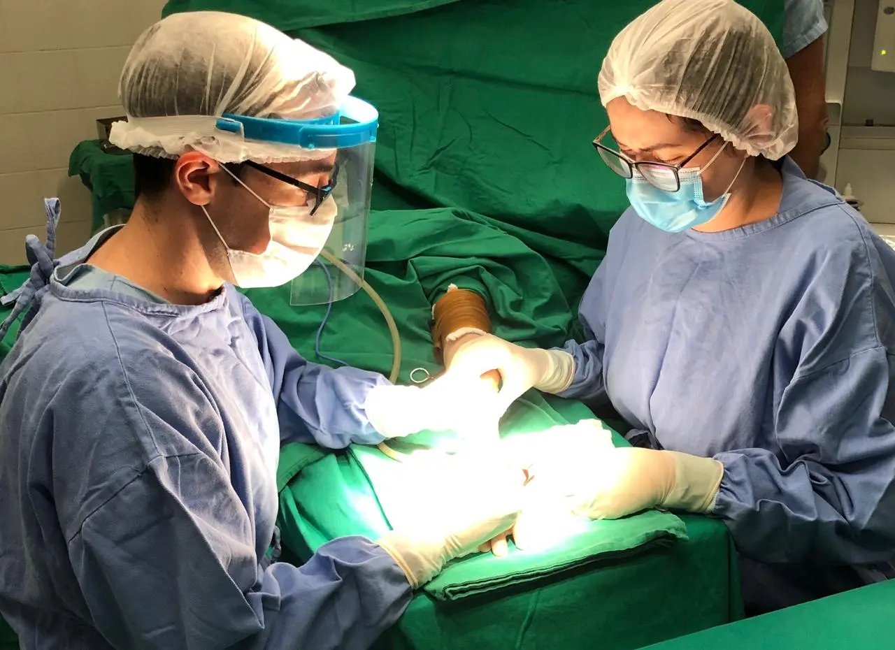 Hospital de Azambuja realiza procedimento cir&uacute;rgico in&eacute;dito